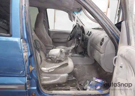 2003 Jeep Liberty Sport из США, поврежденный, VIN 1J8GL48KX3W655585